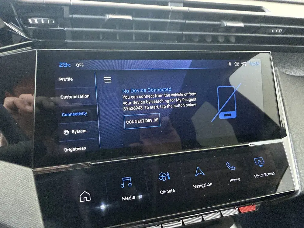 Peugeot 408 1.2 Hybrid 145 e-DCS6 Allure uit 2025, foto 18