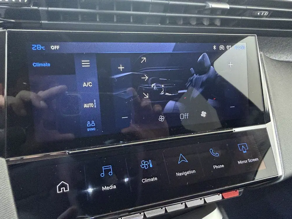 Peugeot 408 1.2 Hybrid 145 e-DCS6 Allure uit 2025, foto 20