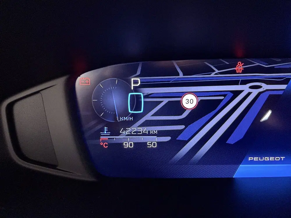 Peugeot 408 1.2 Hybrid 145 e-DCS6 Allure uit 2025, foto 9