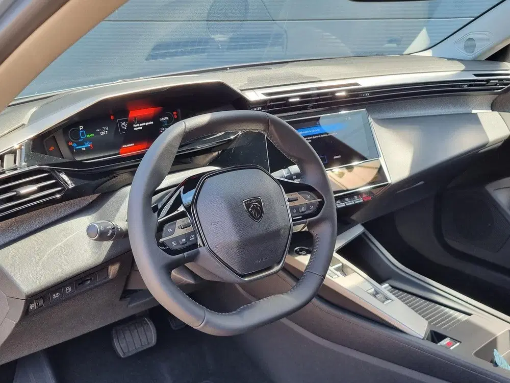 Peugeot 308 SW 1.6 Plug-in Hybrid 195 Allure uit 2026, foto 9