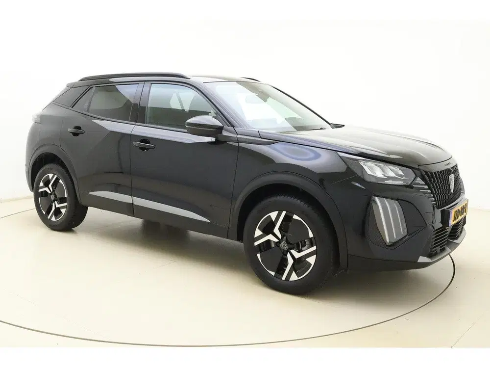 Peugeot 2008 1.2 Hybrid 145 Allure uit 2025, foto 8