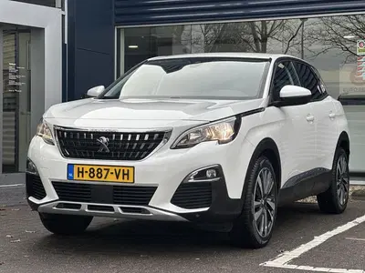 Peugeot 3008 1.2 PureTech Allure Avantage uit 2020
