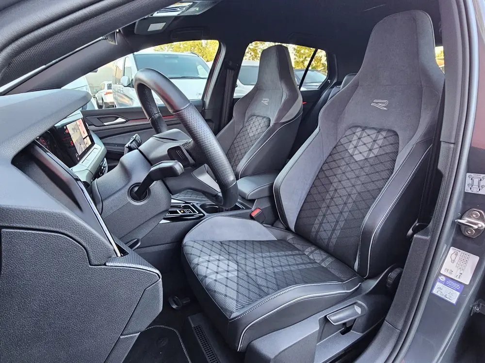 Volkswagen Golf 1.5 eTSI R-Line Business | ACC | Stuur/Stoel uit 2024, foto 4