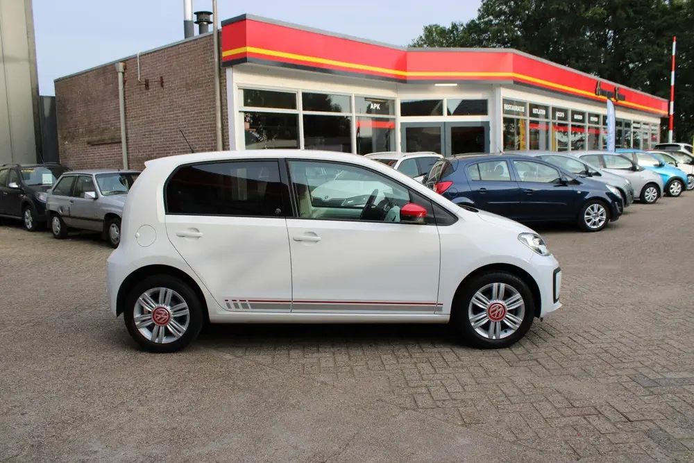 Volkswagen Up! 1.0 60PK 5D BEATS / AIRCO / LMV uit 2019, foto 8