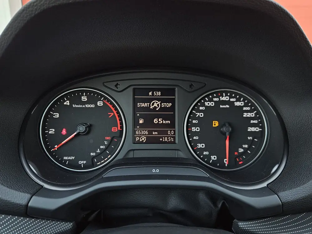 Audi Q2 35 TFSI Pro Line uit 2019, foto 13
