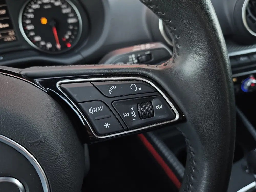 Audi Q2 35 TFSI Pro Line uit 2019, foto 15