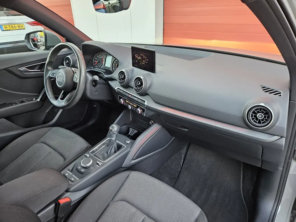 Audi Q2 35 TFSI Pro Line uit 2019, foto 5