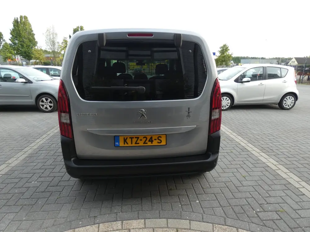 Peugeot Rifter 1.2 Puretech Active Airco uit 2019, foto 12