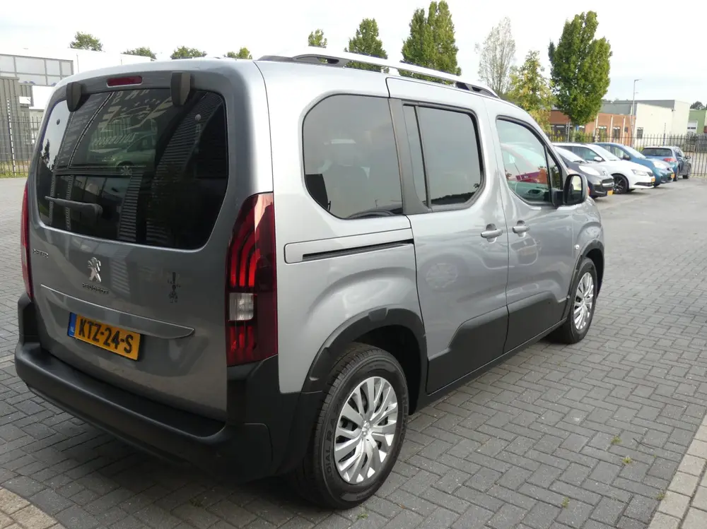 Peugeot Rifter 1.2 Puretech Active Airco uit 2019, foto 13