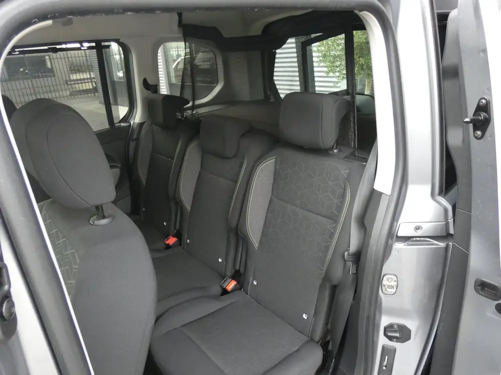 Peugeot Rifter 1.2 Puretech Active Airco uit 2019, foto 20