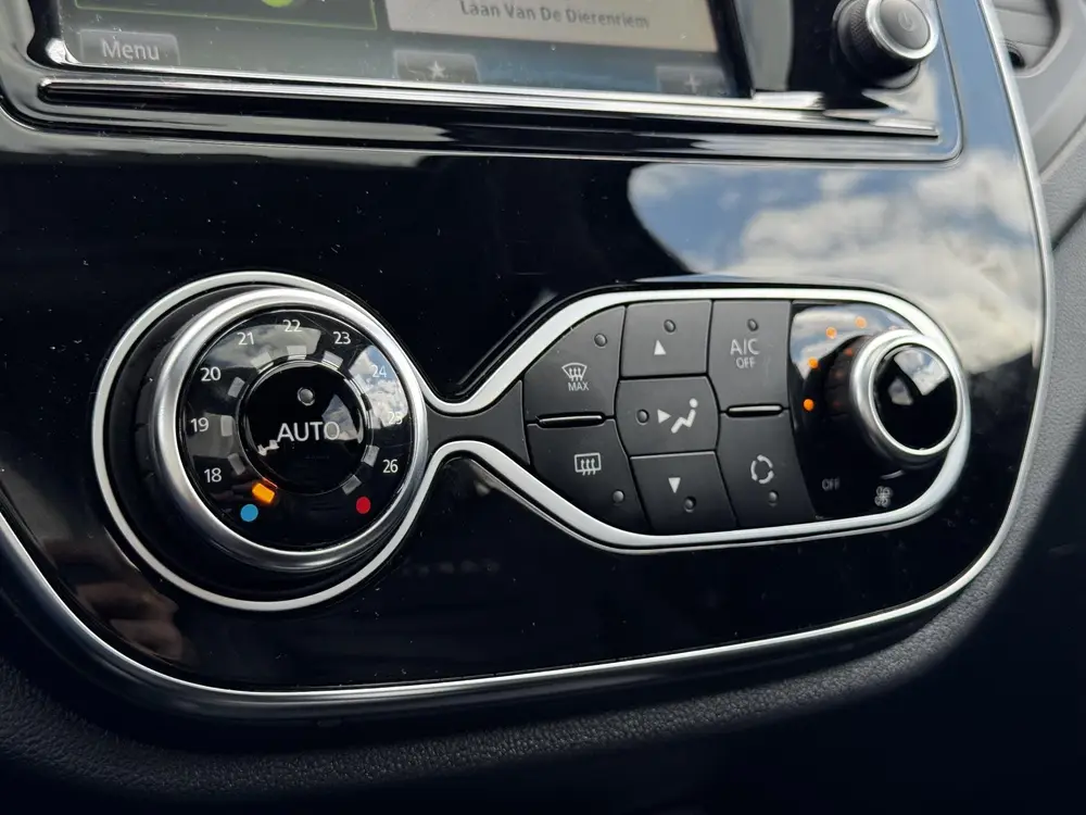 Renault Captur 1.3 TCe Intens uit 2019, foto 11