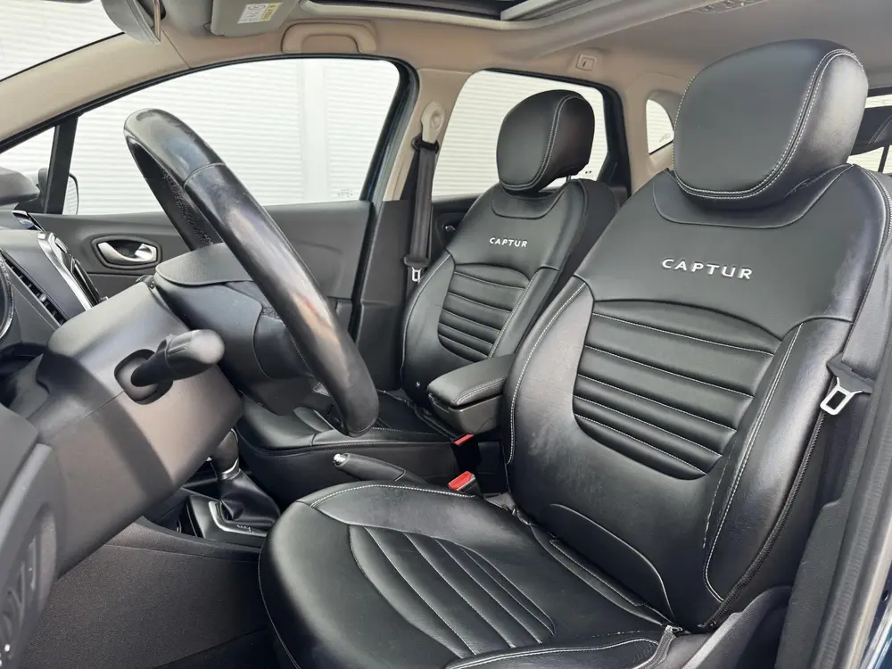 Renault Captur 1.3 TCe Intens uit 2019, foto 6