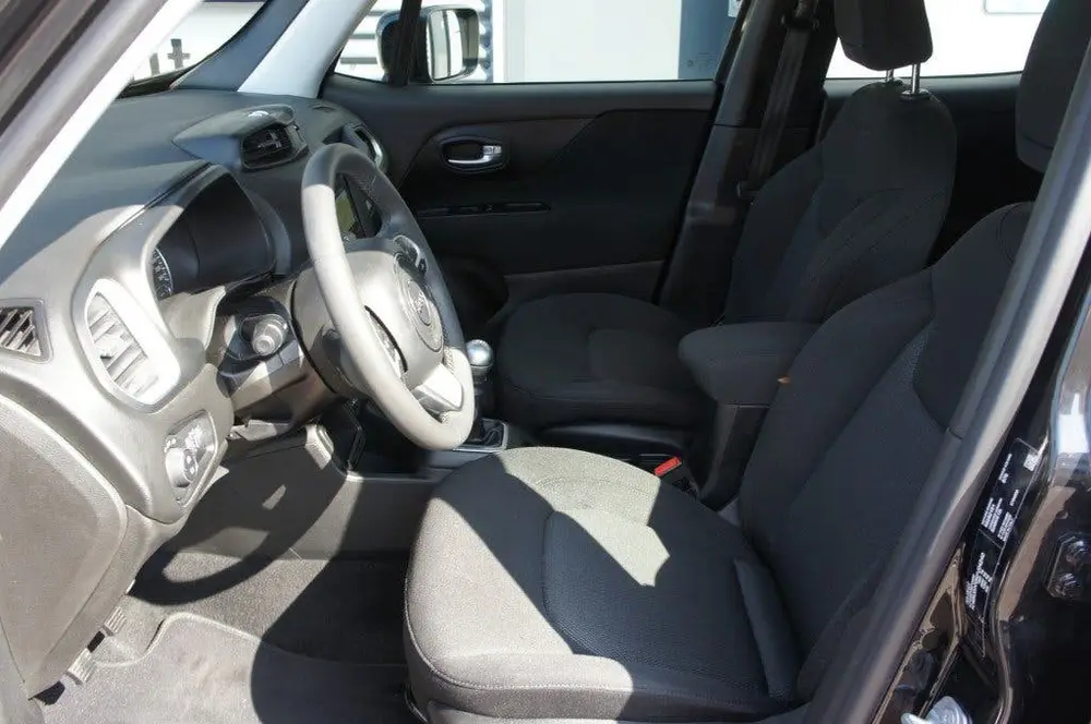 Jeep Renegade 1.0 TGi 120pk benzine Longitude 4x2 uit 2019, foto 6