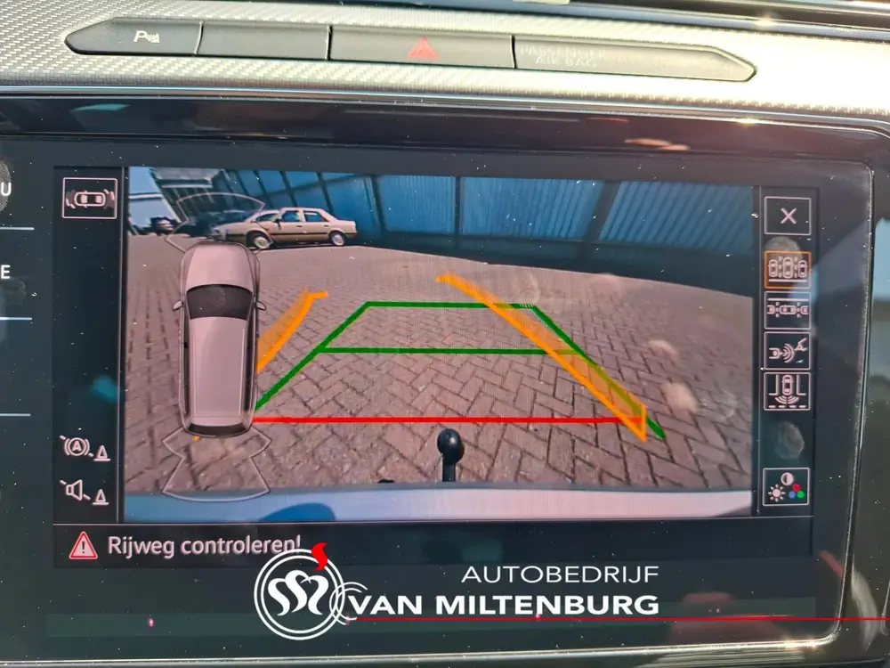 Volkswagen Passat Variant 1.5 TSI Highline Business R Digi d uit 2019, foto 15