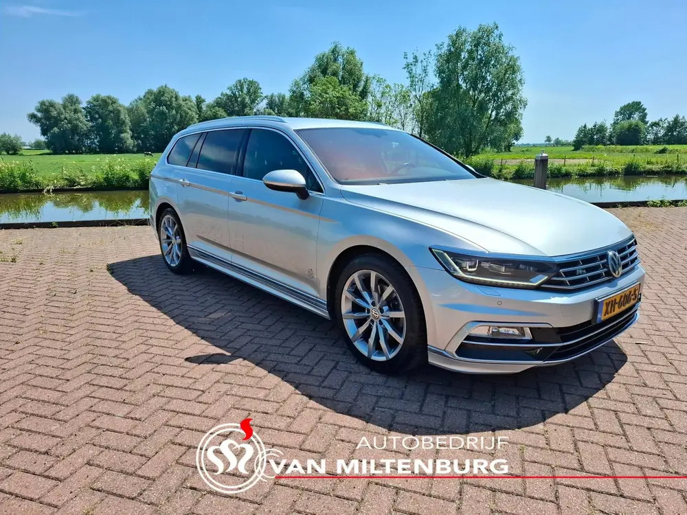 Volkswagen Passat Variant 1.5 TSI Highline Business R Digi d uit 2019, foto 4