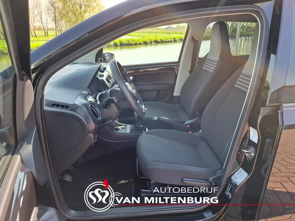 Volkswagen Up! 1.0 BMT move up! Airco GTi velgen Privacyglas uit 2019, foto 6