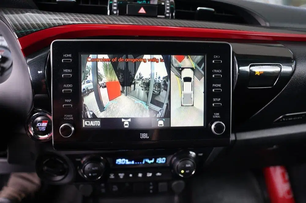 Toyota Hilux 2.8 D-4D DUBBEL CABIN GR SPORT A uit 2023, foto 20