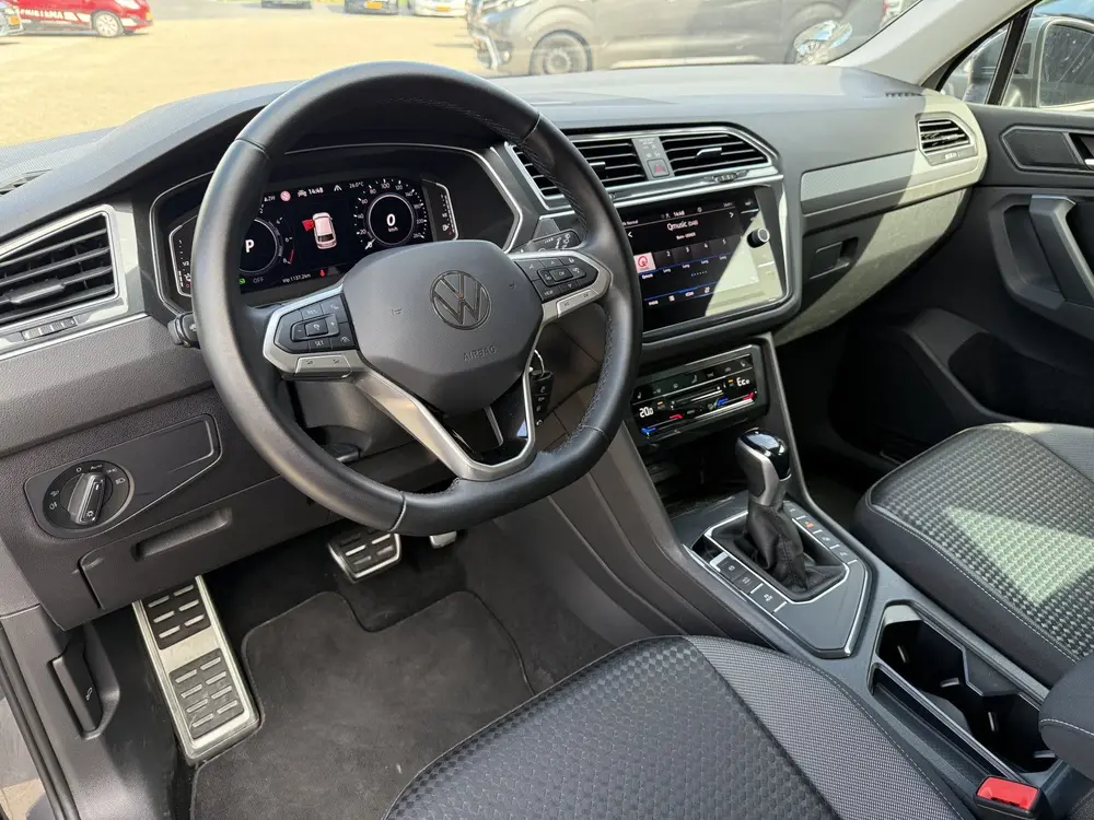 Volkswagen Tiguan 1.4 TSI eHybrid Life (bj 2023, automaat) uit 2023, foto 4