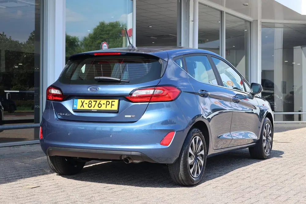 Ford Fiesta 1.0 EcoBoost 125pk Hybrid Titanium uit 2024, foto 2