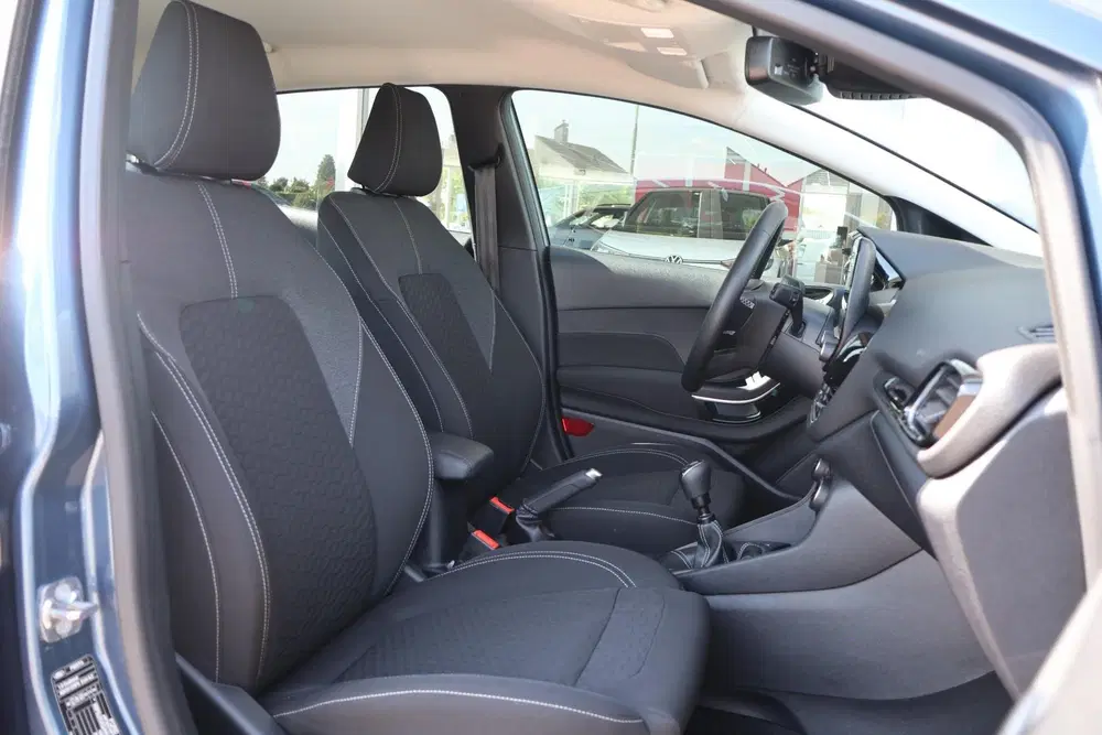 Ford Fiesta 1.0 EcoBoost 125pk Hybrid Titanium uit 2024, foto 4