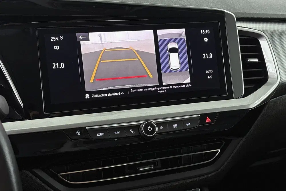 Opel Grandland 1.6 Turbo Plug-In Hybrid Elegance SOH 99% uit 2023, foto 16