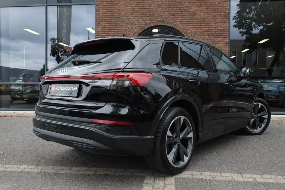 Audi Q4 e-tron 45 quattro Adv. Ed. trekhaak 210KW 83kwh uit 2024, foto 2