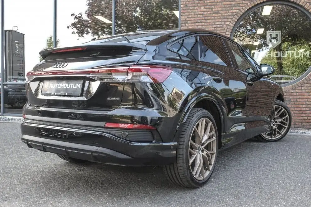 Audi Q4 e-tron 55 e-tron quattro uit 2025, foto 2