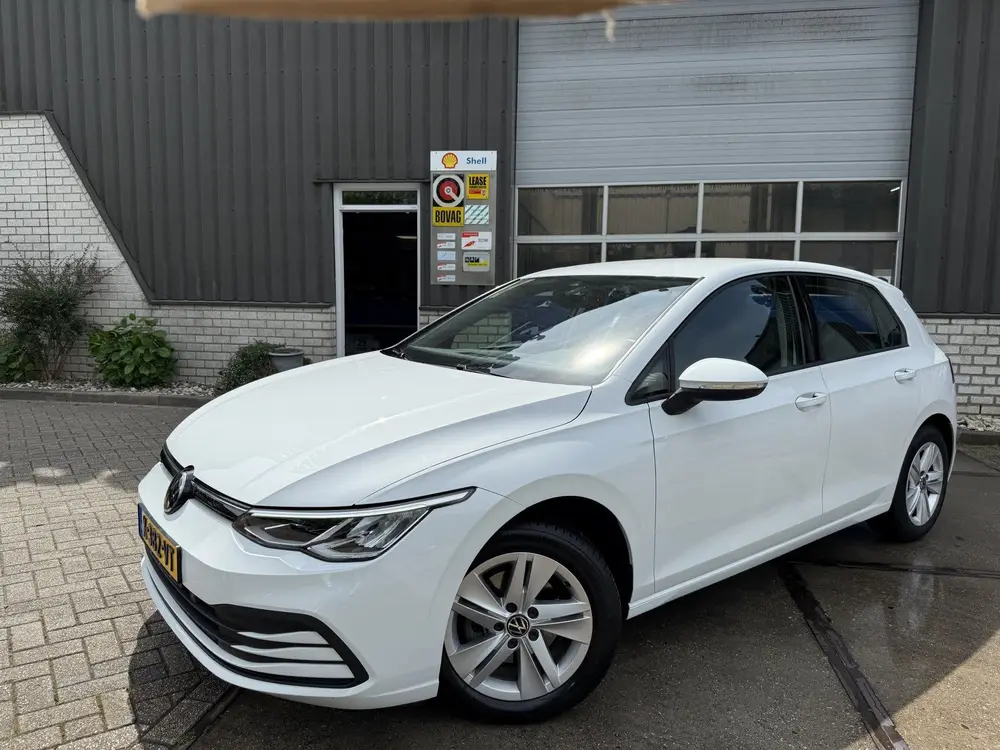 Volkswagen Golf 1.0 eTSI Life (bj 2020, automaat) uit 2020, foto 9