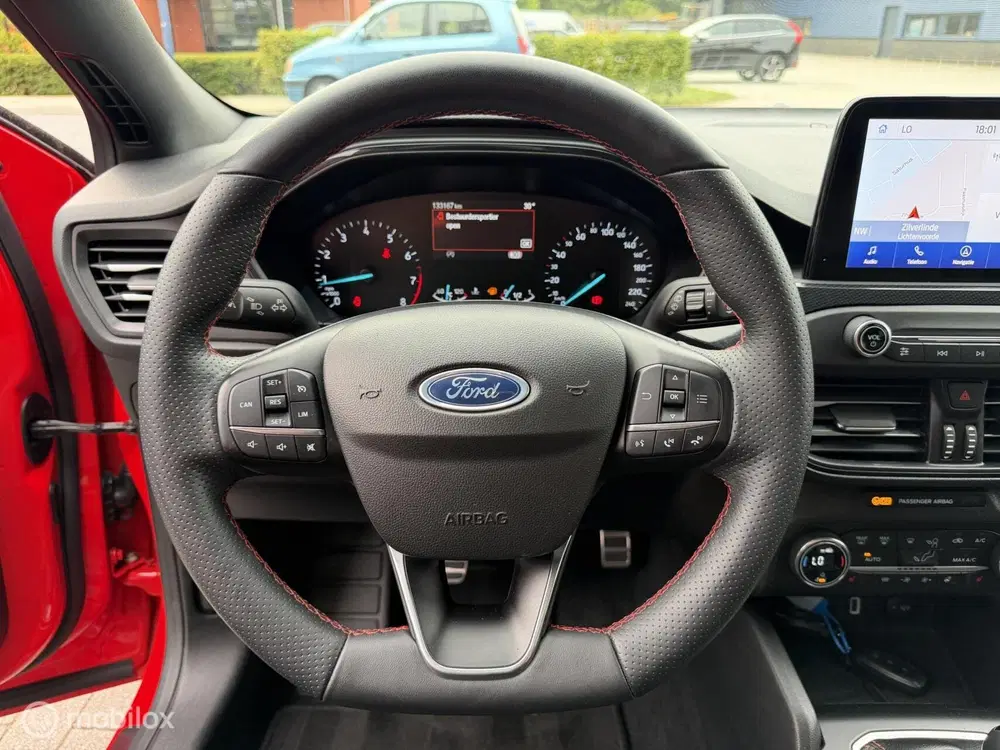 Ford Focus 1.0 EcoBoost Hybrid ST Line X Business uit 2020, foto 11