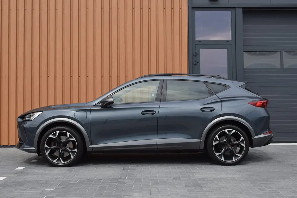 Cupra Formentor 1.4 e-Hybrid 245pk VZ Copper Edition uit 2021, foto 2