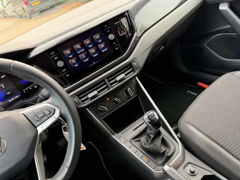 Volkswagen Polo 1.0 TSI Life Carplay Parkeersensoren Digital uit 2023, foto 13