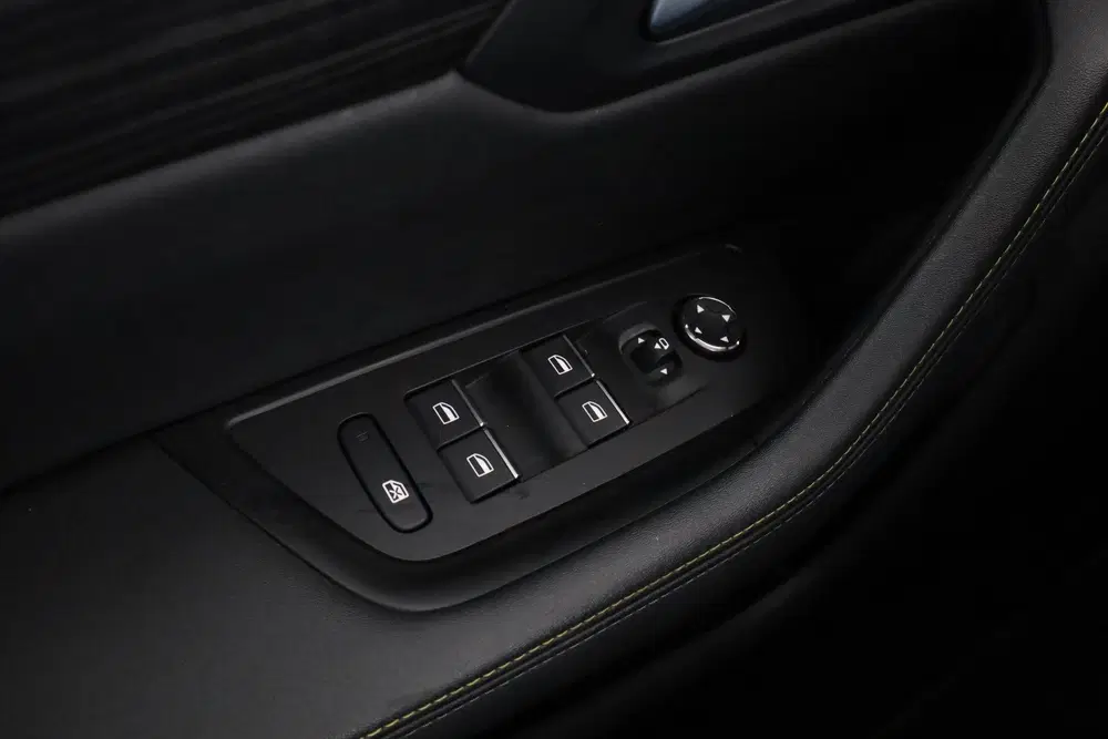 Peugeot 508 1.6 HYbrid Peugeot Sport Engineered uit 2022, foto 17