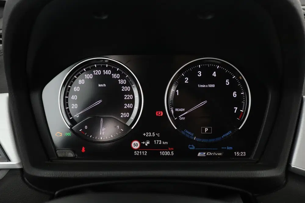 BMW X1 xDrive25e uit 2020, foto 19