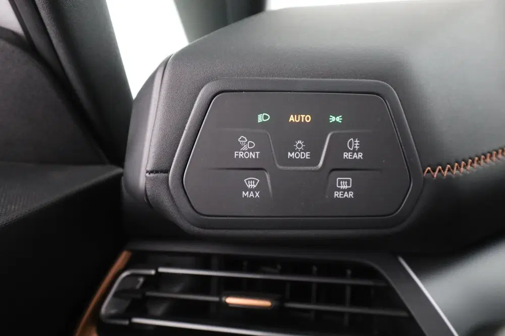 Cupra Born Adrenaline 62 kWh uit 2023, foto 11