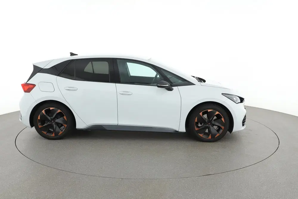 Cupra Born Adrenaline 62 kWh uit 2023, foto 7