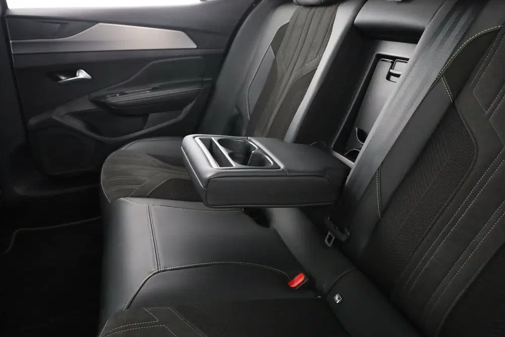 Peugeot 408 1.6 HYbrid Allure Pack 225 EAT8 TW74666 uit 2024, foto 20