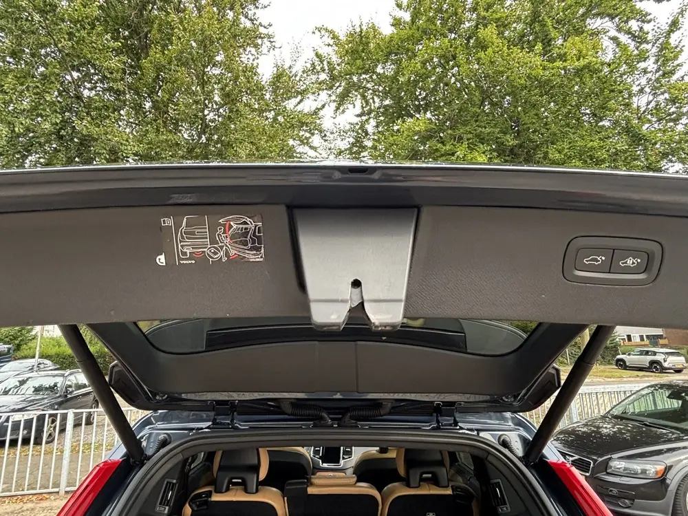Volvo XC90 T8 AWD Inscription HeadUp 360 Massage Pano uit 2019, foto 14