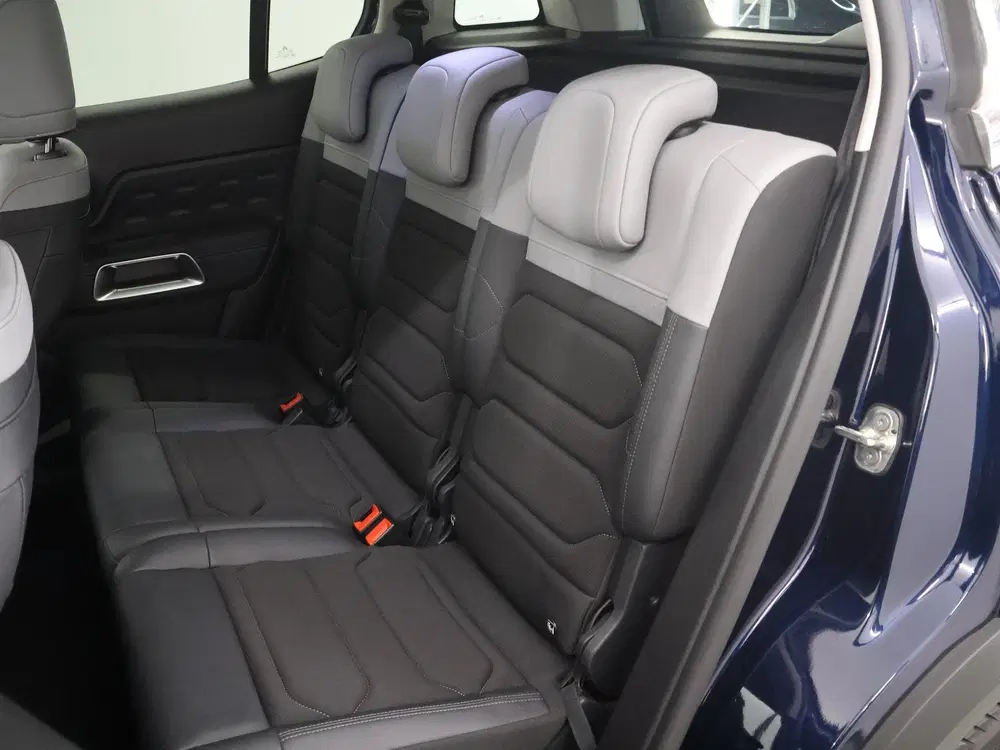 Citroën C5 Aircross Citroen C5 Aircross 1.6 Plug-in Hybrid 225 uit 2024, foto 11