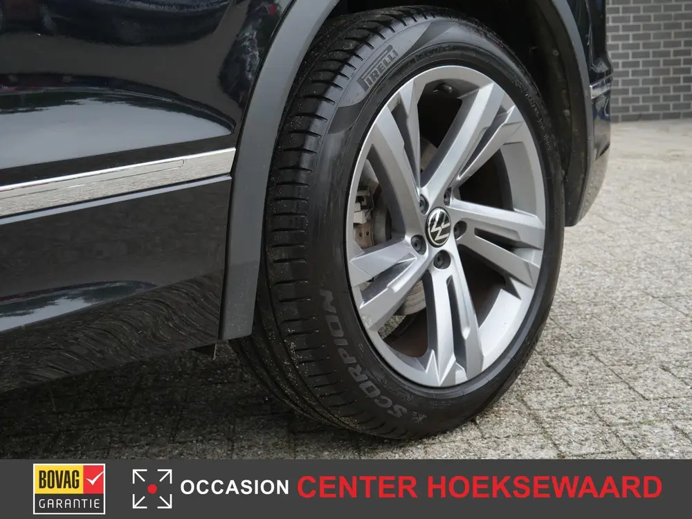 VOLKSWAGEN Tiguan 1.4 TSI eHybrid PHEV 245pk DSG R-Line Busi uit 2022, foto 17