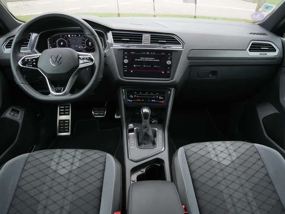 VOLKSWAGEN Tiguan 1.4 TSI eHybrid PHEV 245pk DSG R-Line Busi uit 2022, foto 3