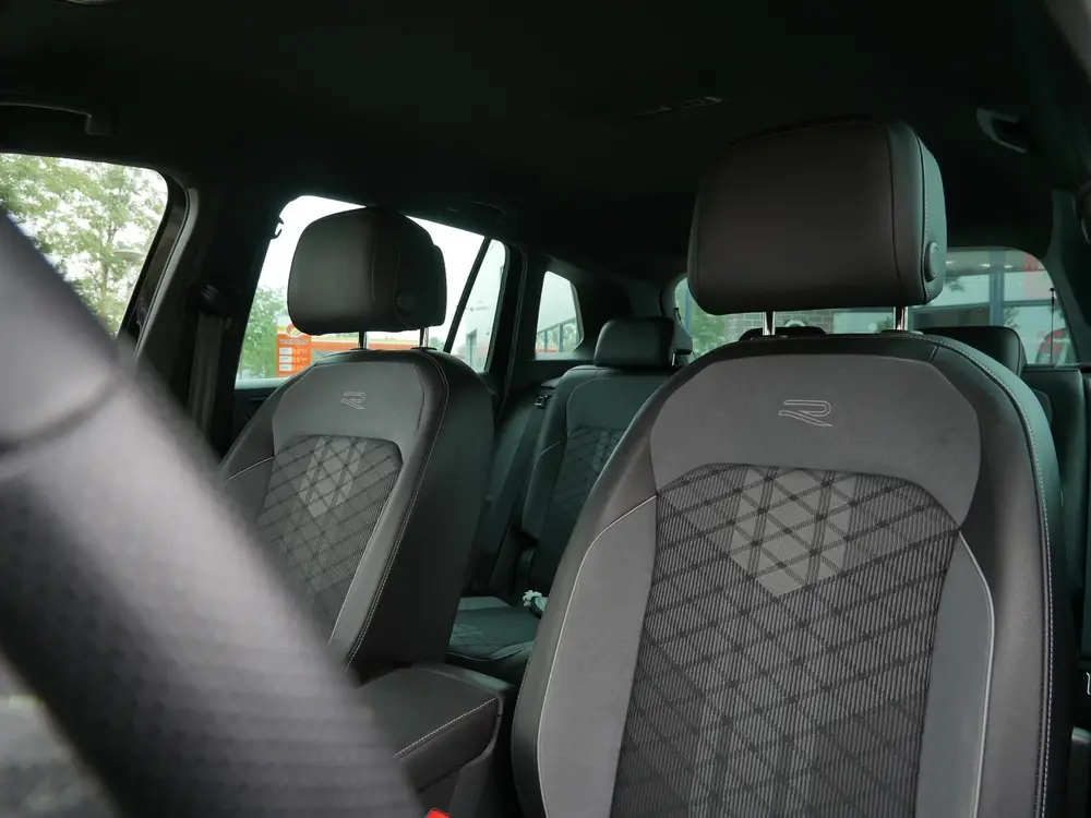 VOLKSWAGEN Tiguan 1.4 TSI eHybrid PHEV 245pk DSG R-Line Busi uit 2022, foto 9