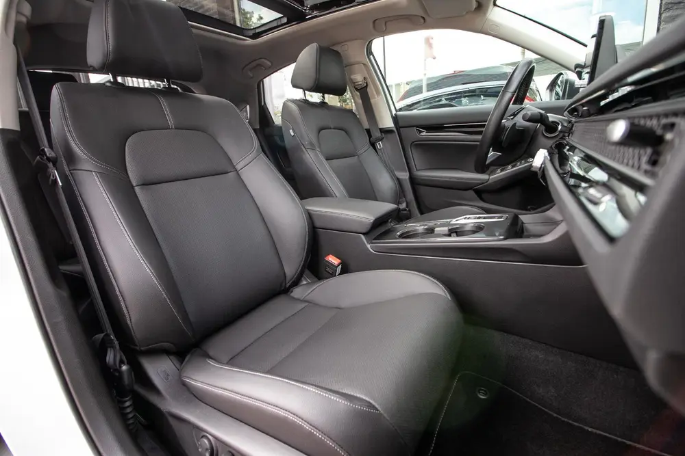 Honda Civic 2.0 e:HEV Advance uit 2026, foto 5
