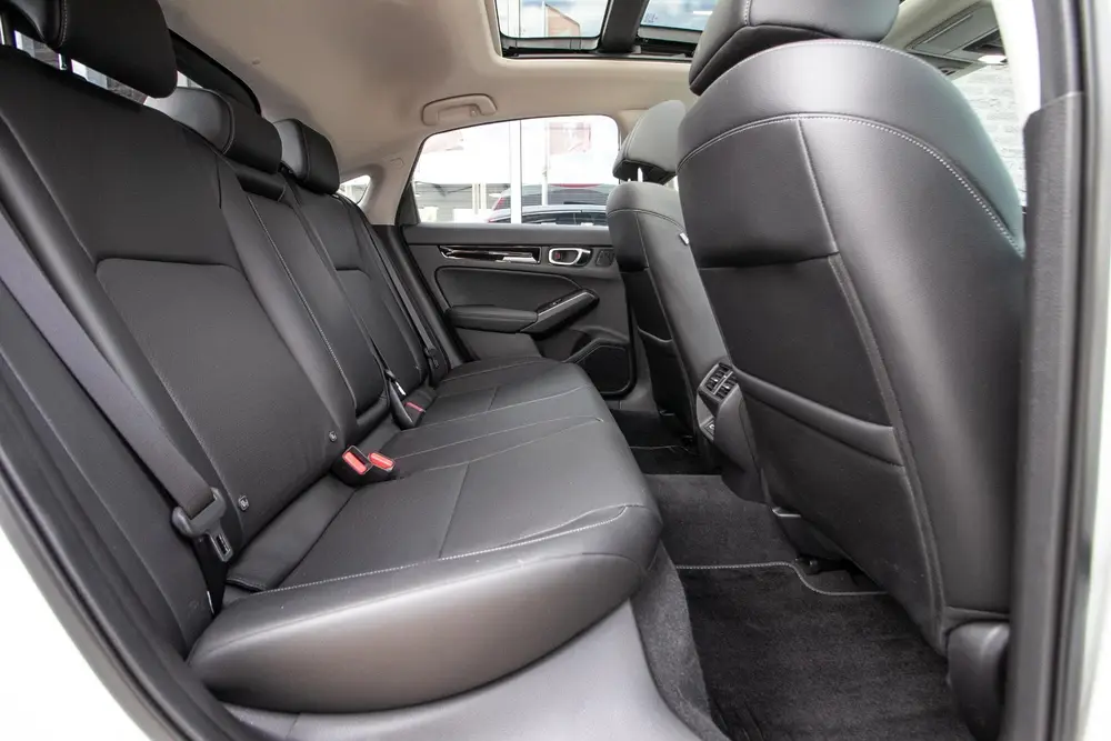 Honda Civic 2.0 e:HEV Advance uit 2026, foto 8