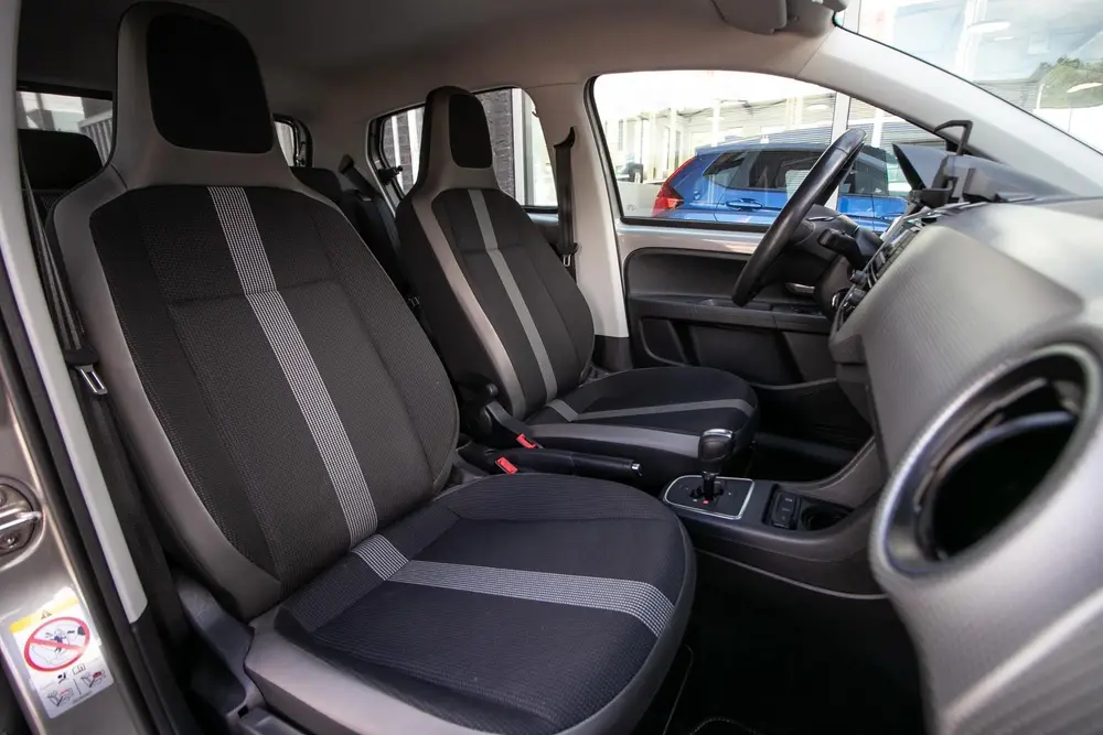Volkswagen Up! 1.0 BMT high up Automaat | Cruise | PDC | DAB uit 2019, foto 6