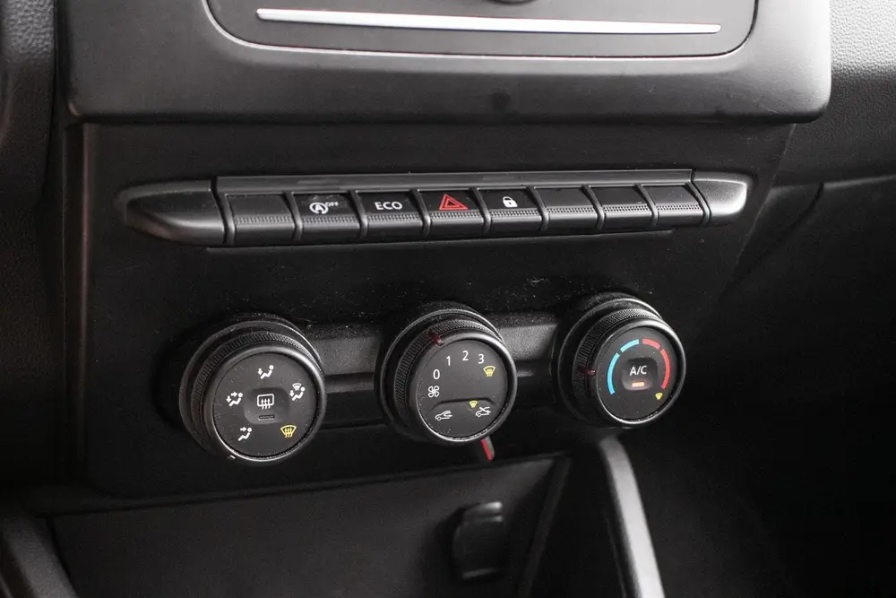 Dacia Duster 1.0 TCe Essential uit 2021, foto 16