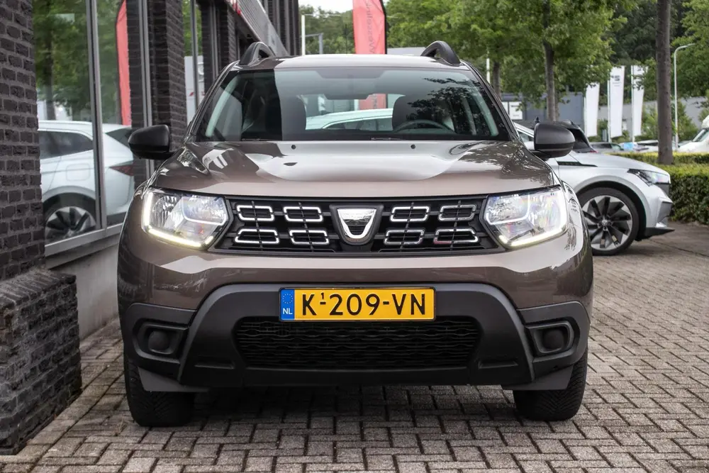 Dacia Duster 1.0 TCe Essential uit 2021, foto 9