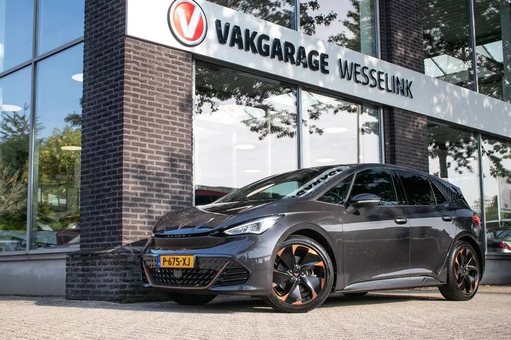 Cupra Born Adrenaline One 62 kWh uit 2022, foto 11
