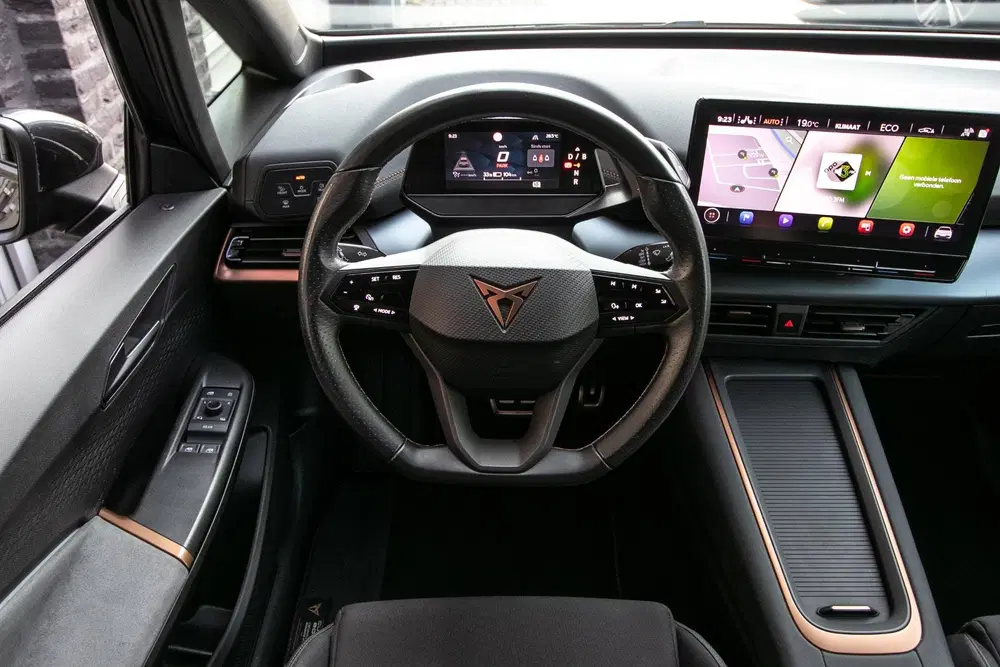Cupra Born Adrenaline One 62 kWh uit 2022, foto 14