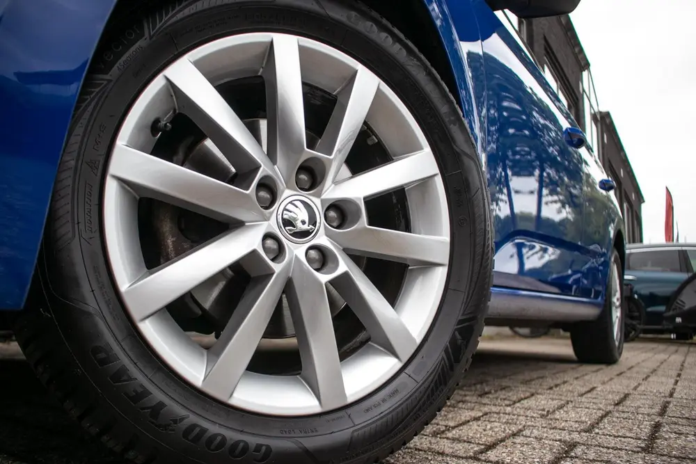 Skoda Scala 1.0 TSI Sport Business | Trekhaak | Sportstoelen uit 2019, foto 14
