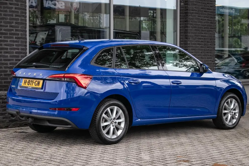 Skoda Scala 1.0 TSI Sport Business | Trekhaak | Sportstoelen uit 2019, foto 3